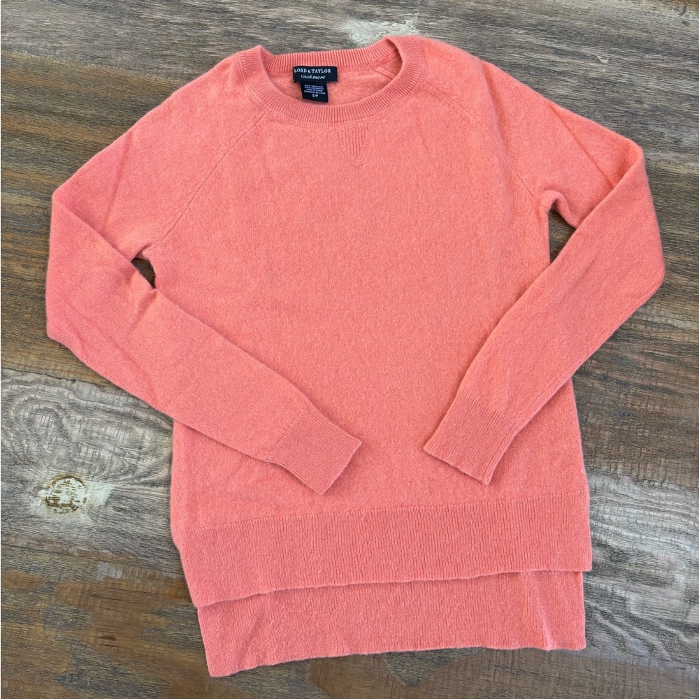 Lord & Taylor Coral Cashmere Sweater size Small